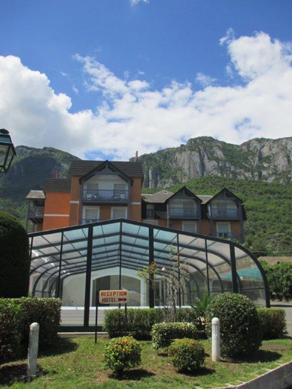 Hotel Chez Pierre D'Agos Екстер'єр фото
