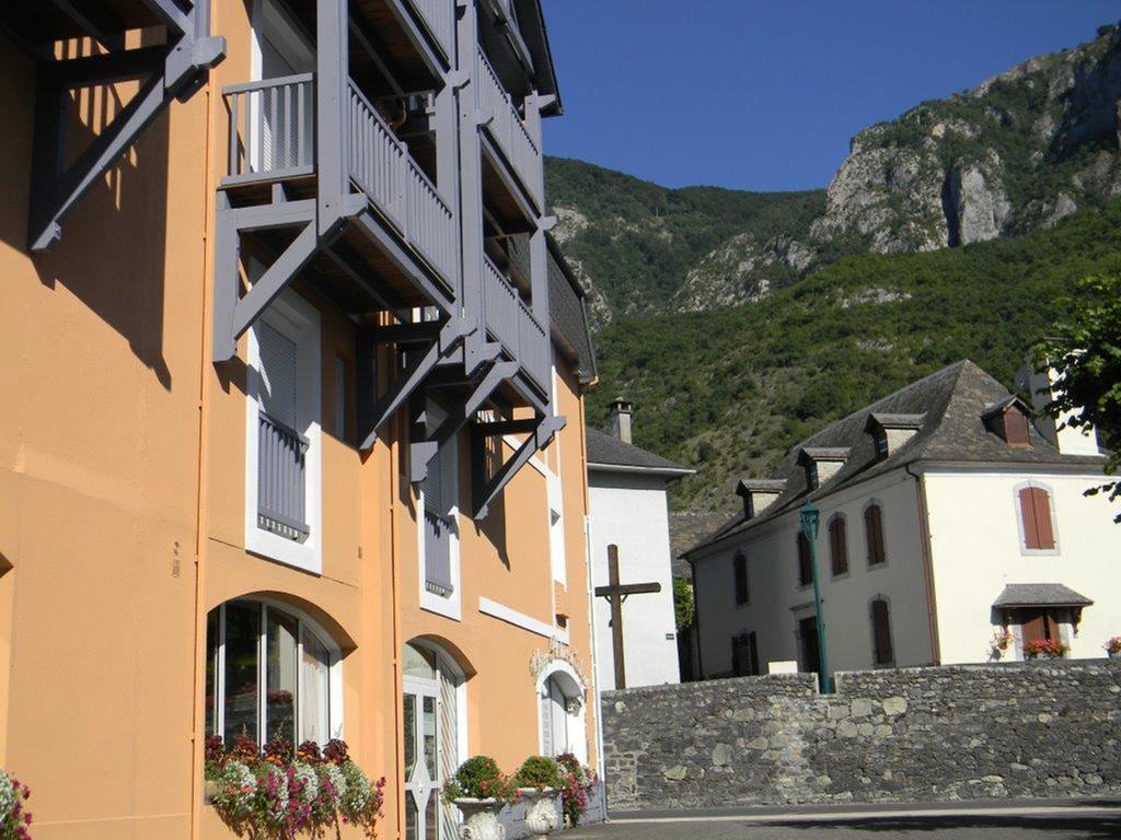 Hotel Chez Pierre D'Agos Екстер'єр фото