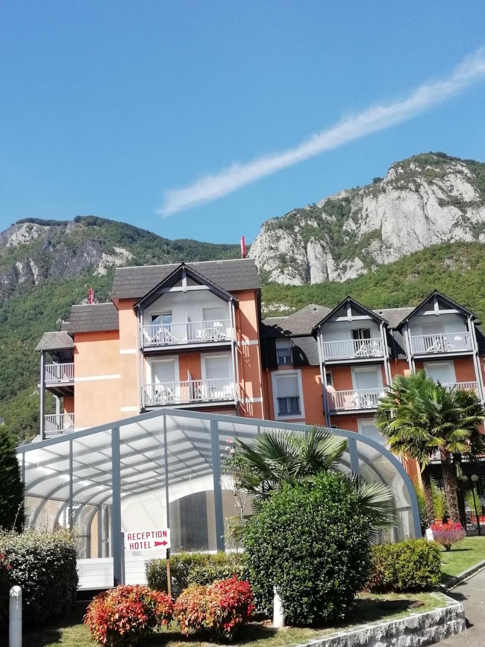 Hotel Chez Pierre D'Agos Екстер'єр фото